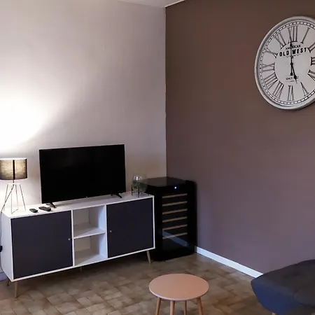 Climatise Avec Terrasse 4 A 6 Couchages A 600m Du Centre Thermal Apartment Lamalou-les-Bains