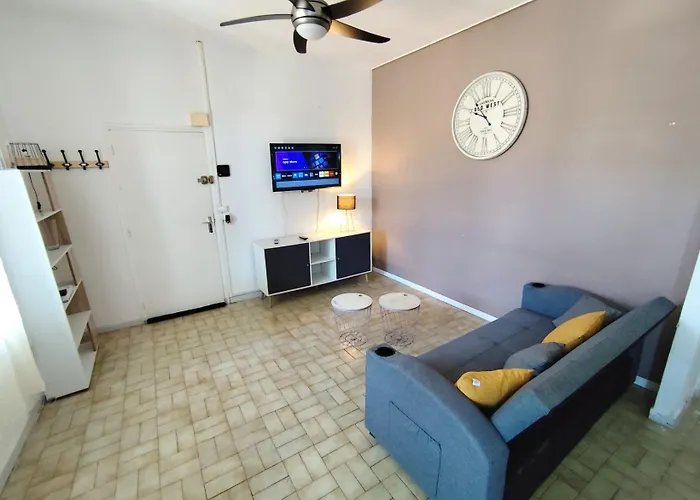 Climatisé Avec Terrasse 4 à 6 Couchages à 600m Du Centre Thermal Apartamento *